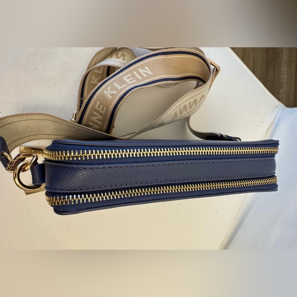 Anne Klein Dark Blue and Beige Crossbody Bag - Picture 8 of 12